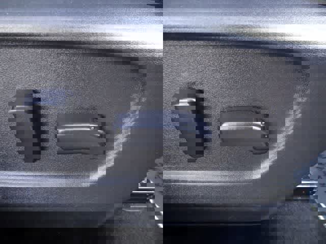 Used 2020 Nissan Rogue SL FWD image 15