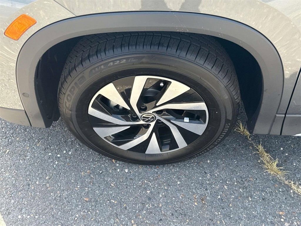 New 2025 Volkswagen Tiguan S image 5