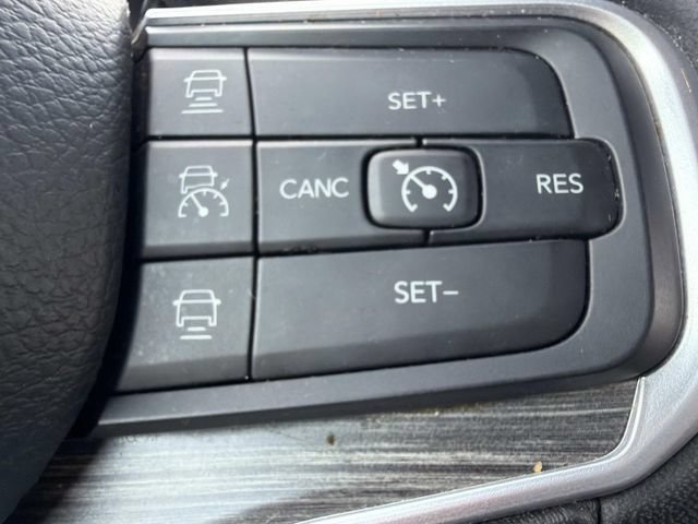 Used 2024 Jeep Wagoneer Series II w/ Flexible Seating Group RWD image 26