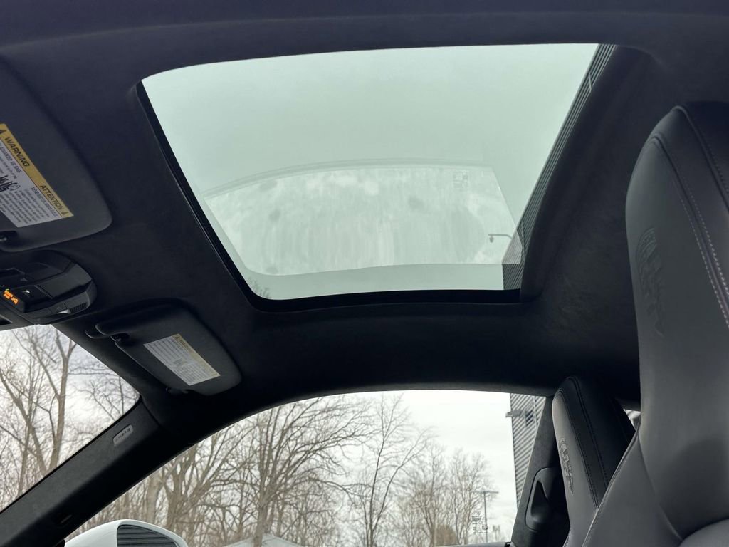 New 2026 Porsche 911 GTS image 19