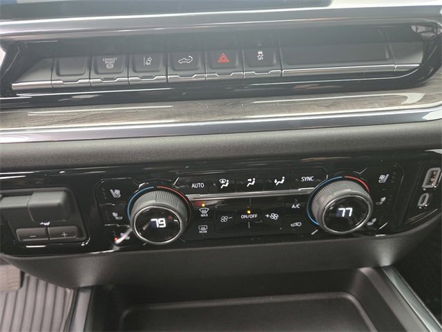 Used 2024 Chevrolet Silverado 2500 LTZ w/ LTZ Convenience Package image 18