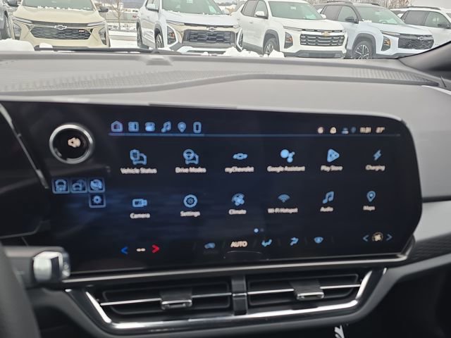 New 2026 Chevrolet Equinox EV LT image 8