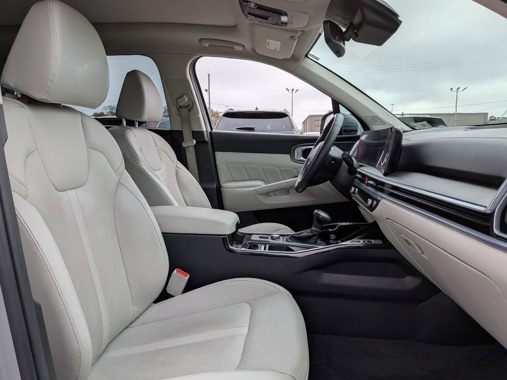 Used 2024 Kia Sorento SX image 33