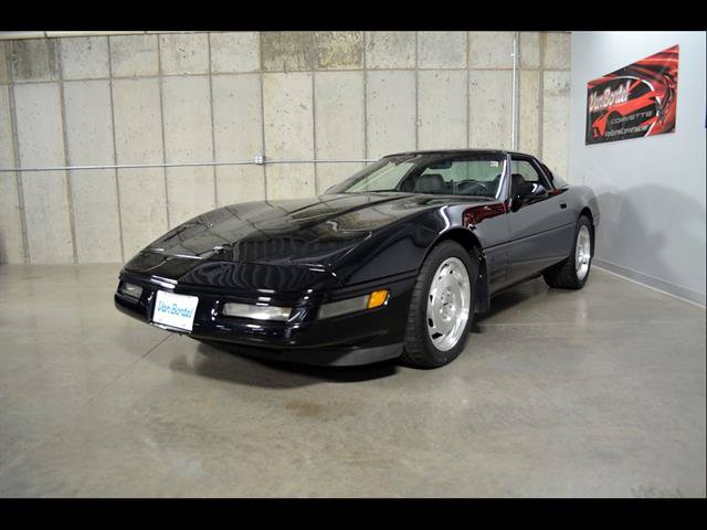 Used 1994 Chevrolet Corvette Coupe RWD image 4