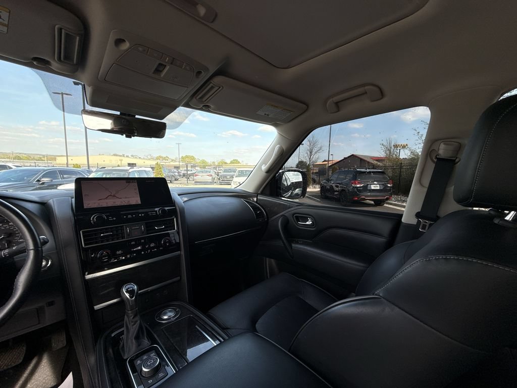 Used 2024 INFINITI QX80 Luxe RWD image 11