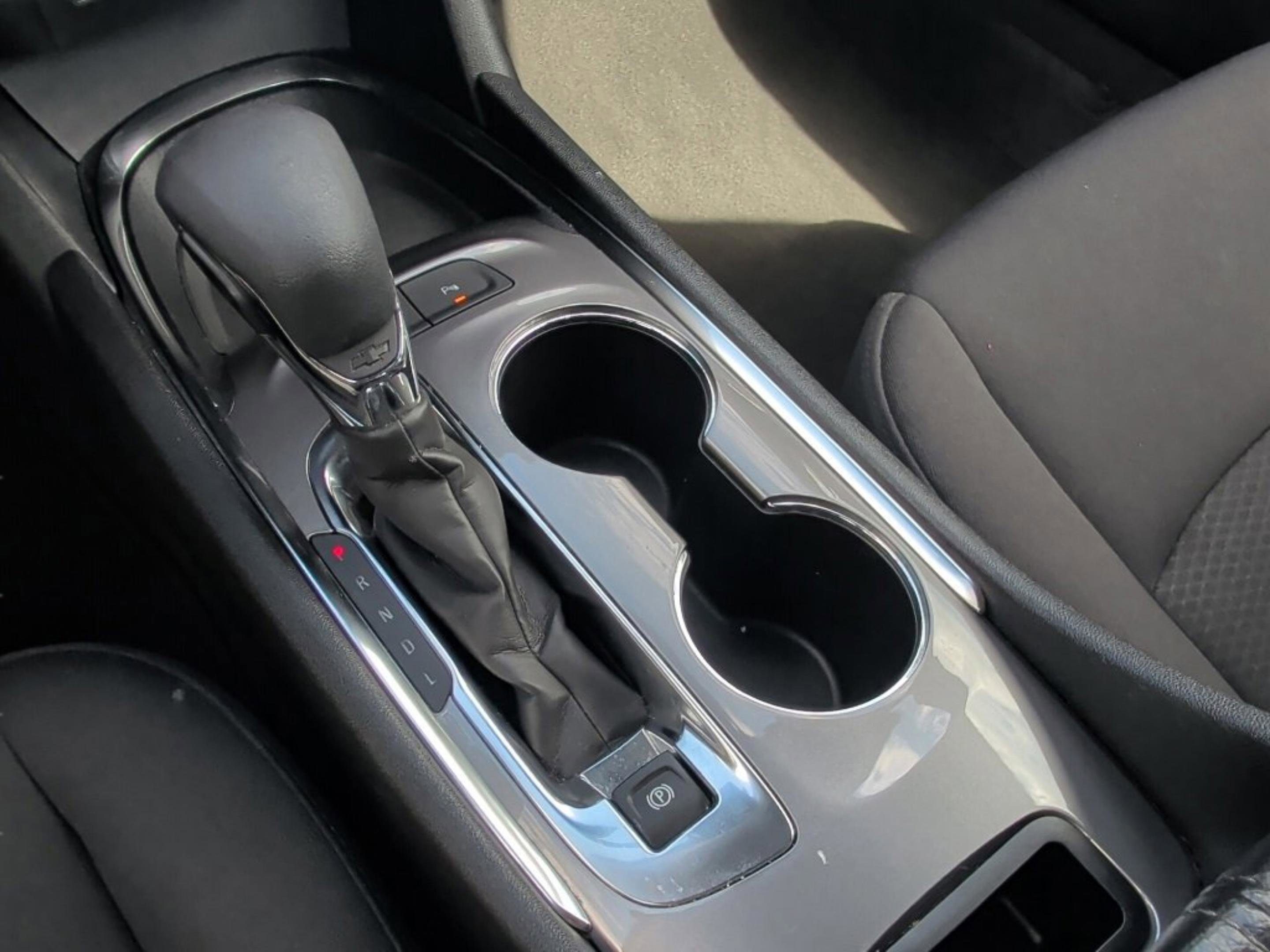 Used 2025 Chevrolet Malibu LT image 13