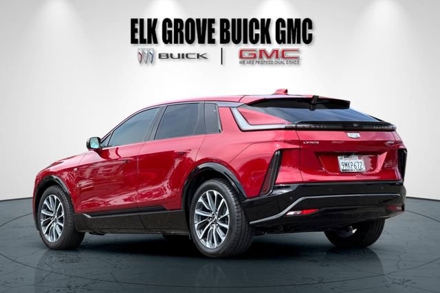 Used 2024 Cadillac Lyriq Sport RWD image 6