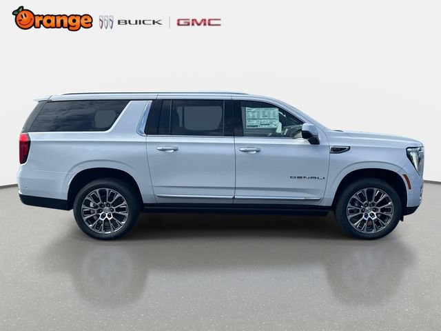 New 2026 GMC Yukon XL Denali w/ Denali Reserve Package AWD/4WD image 2