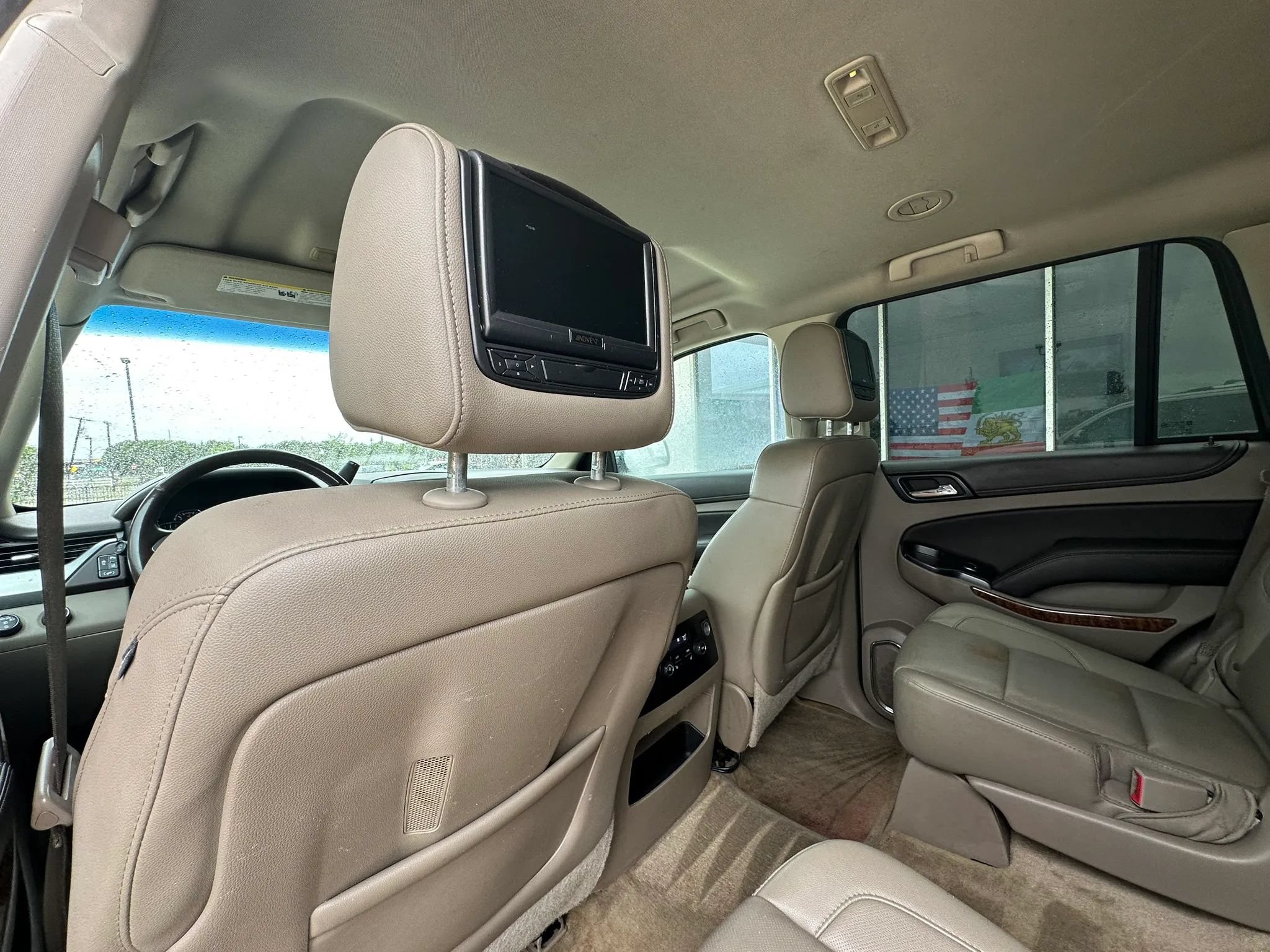 Used 2015 Chevrolet Tahoe LTZ AWD/4WD image 15