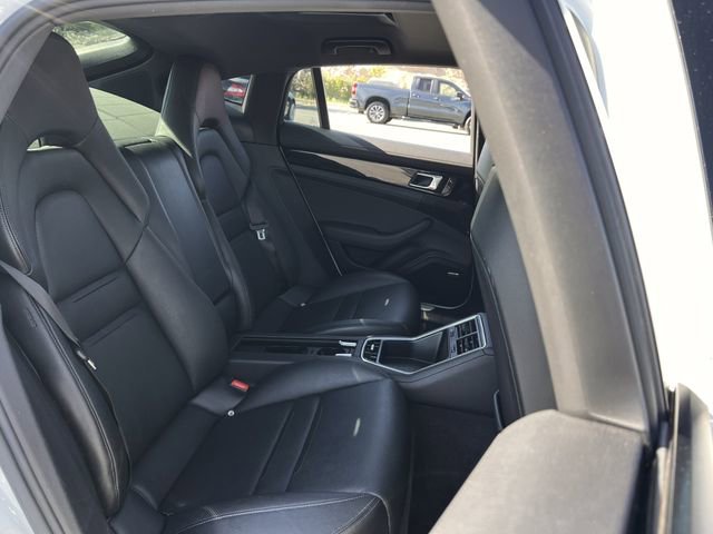 Used 2019 Porsche Panamera 4 AWD/4WD image 33