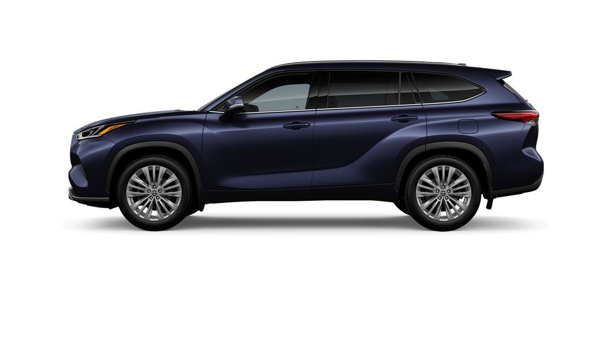 New 2026 Toyota Highlander Platinum image 4