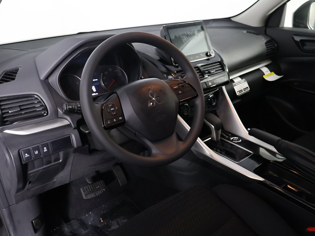 New 2025 Mitsubishi Eclipse Cross LE image 22