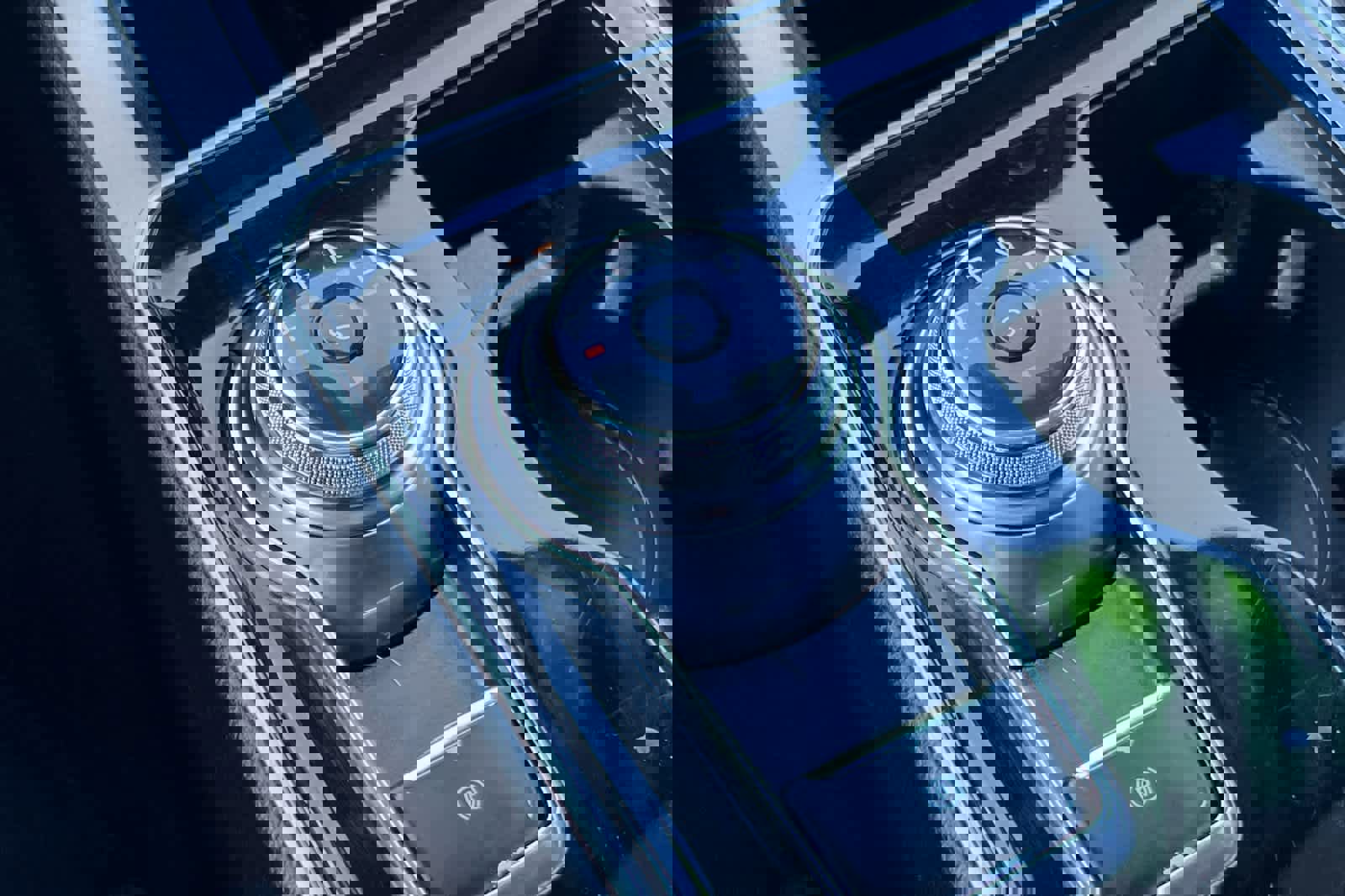 Used 2020 Ford Edge SEL image 23