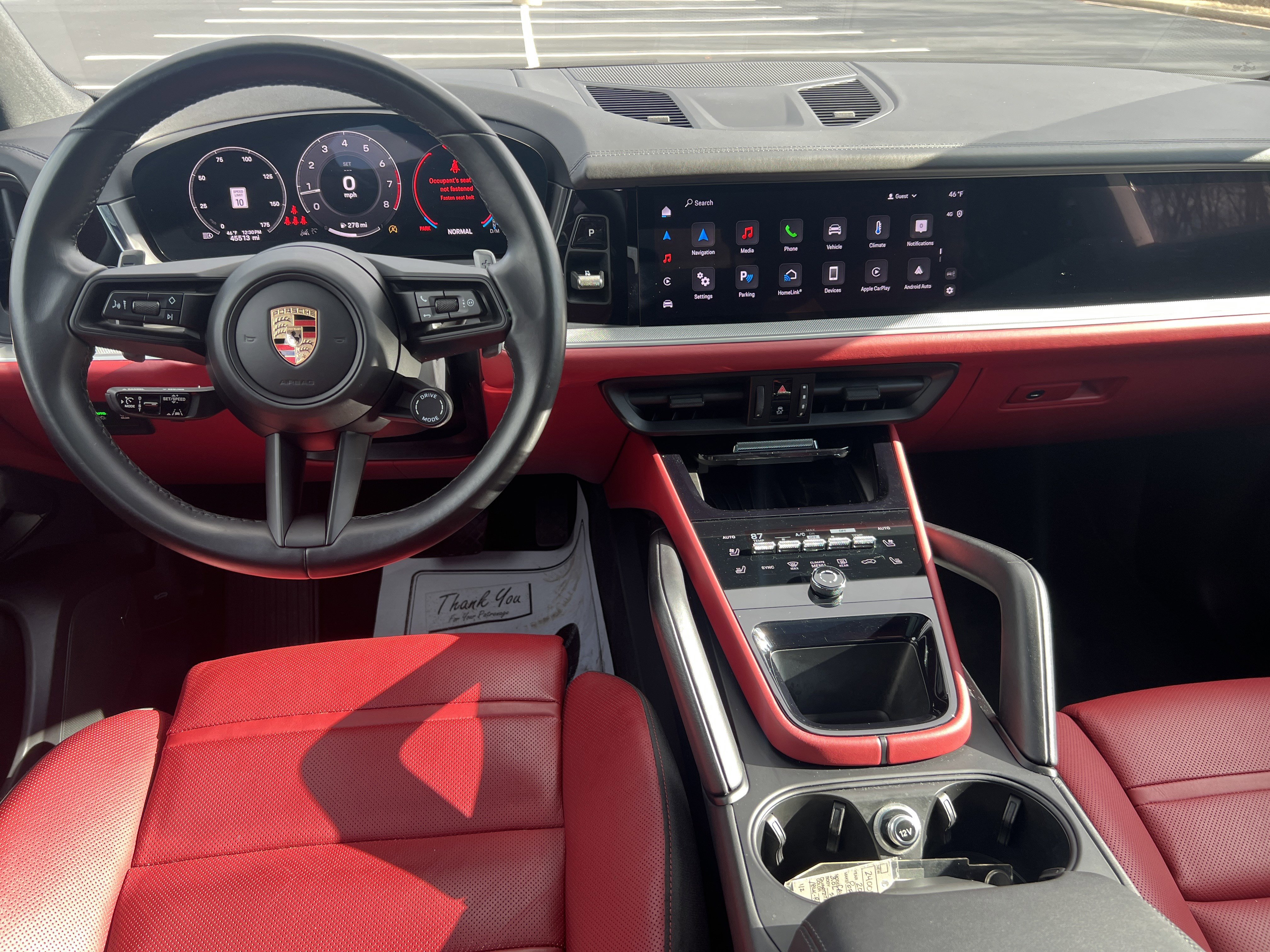 Used 2024 Porsche Cayenne image 10