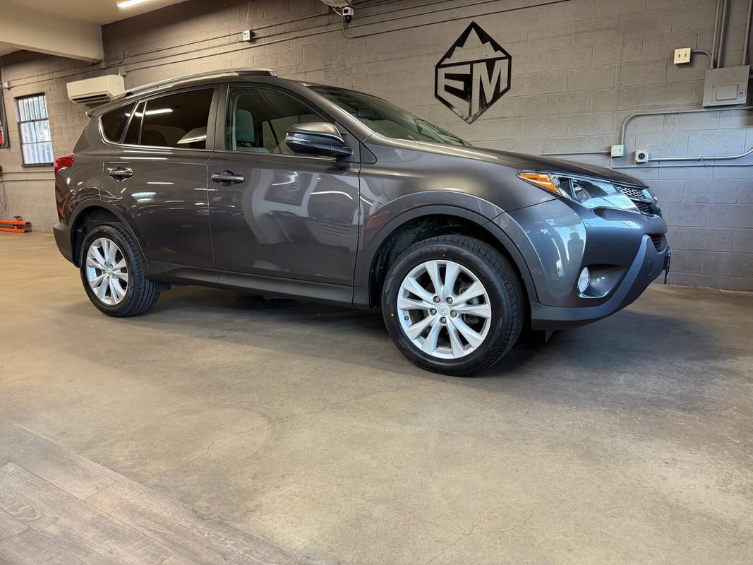 Used 2013 Toyota RAV4 Limited AWD/4WD image 4