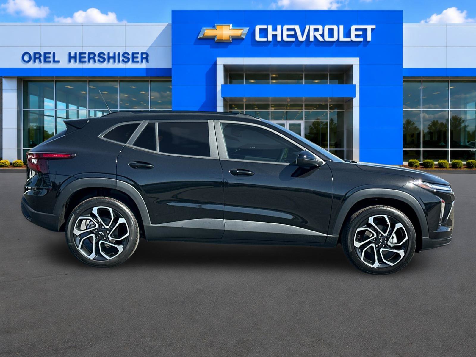 New 2026 Chevrolet Trax RS w/ Sunroof Package FWD image 3