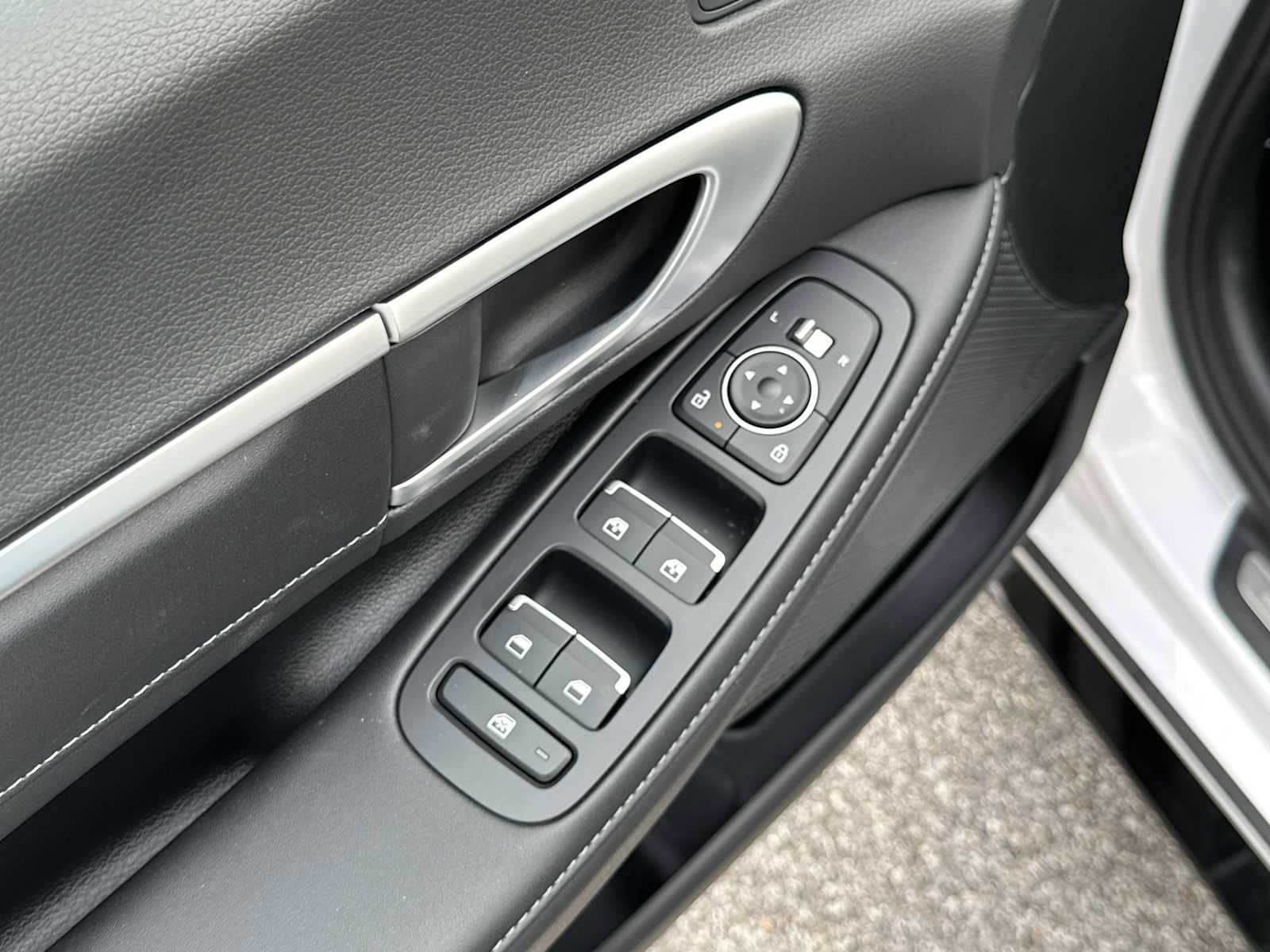 New 2026 Hyundai Sonata Limited image 15