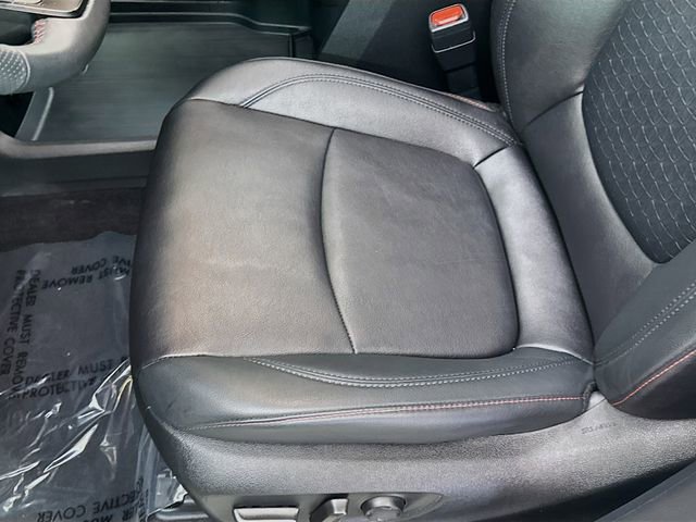 Used 2025 Toyota Sienna XSE w/ XSE Plus Package image 19