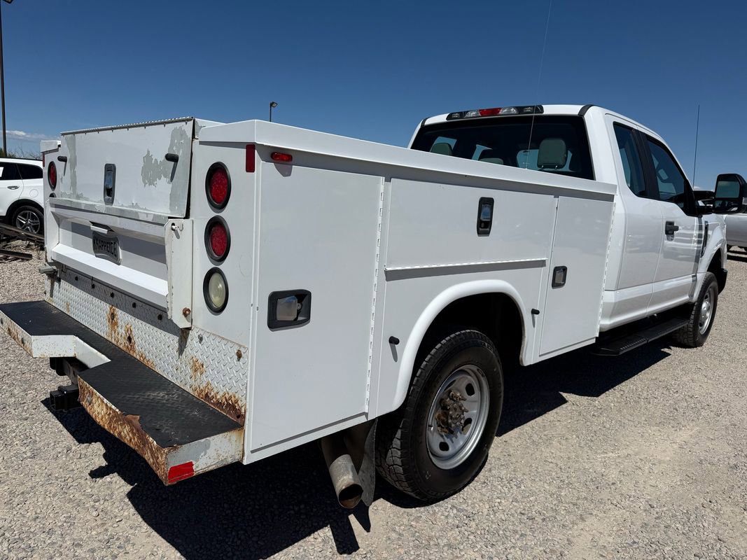 Used 2017 Ford F250 XL w/ Power Equipment Group AWD/4WD image 10