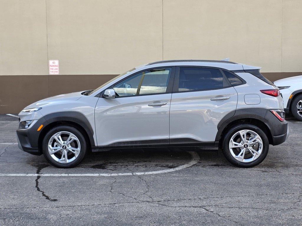 Used 2023 Hyundai Kona SEL w/ Convenience Package image 2