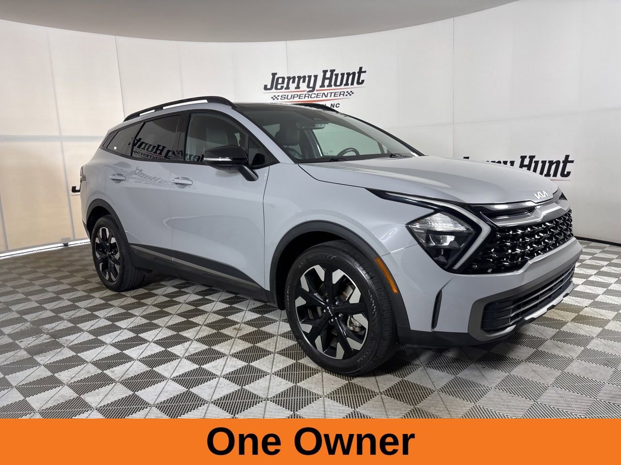 Used 2023 Kia Sportage X-Line w/ X-Line Premium Package image 4