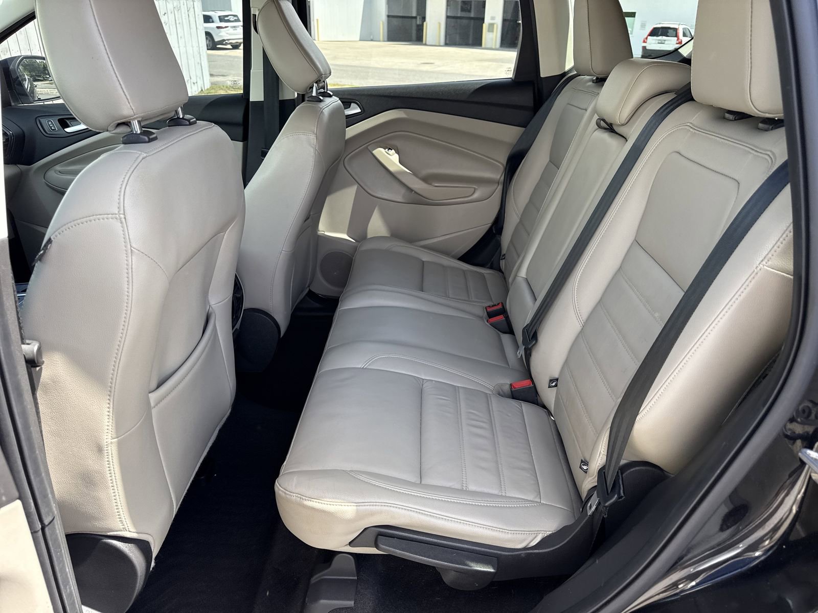 Used 2019 Ford Escape Titanium AWD/4WD image 10