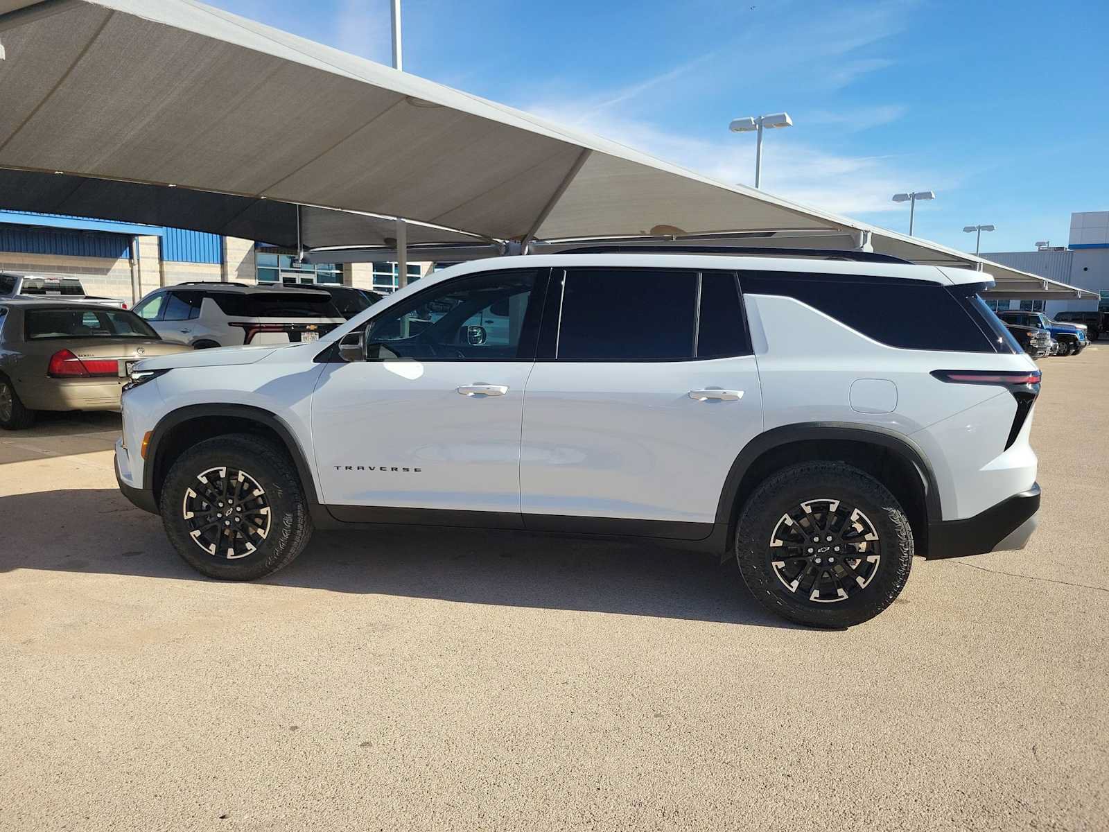 Used 2026 Chevrolet Traverse Z71 w/ Driver Confidence Package AWD/4WD image 6