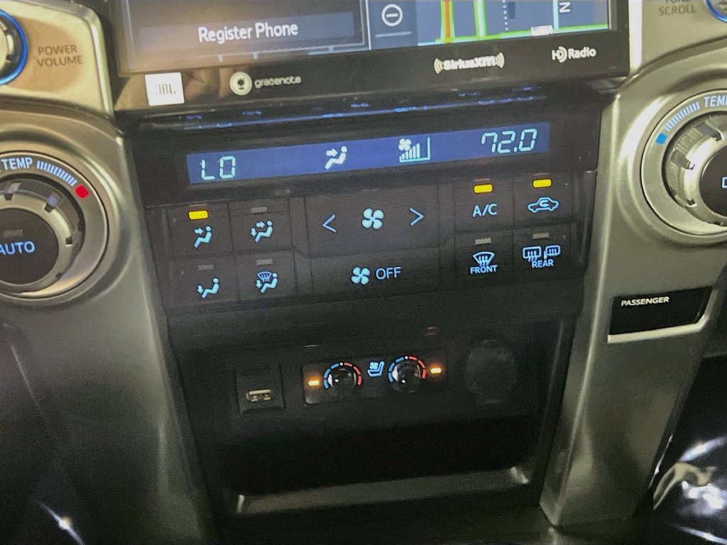 Used 2022 Toyota 4Runner Limited AWD/4WD image 23