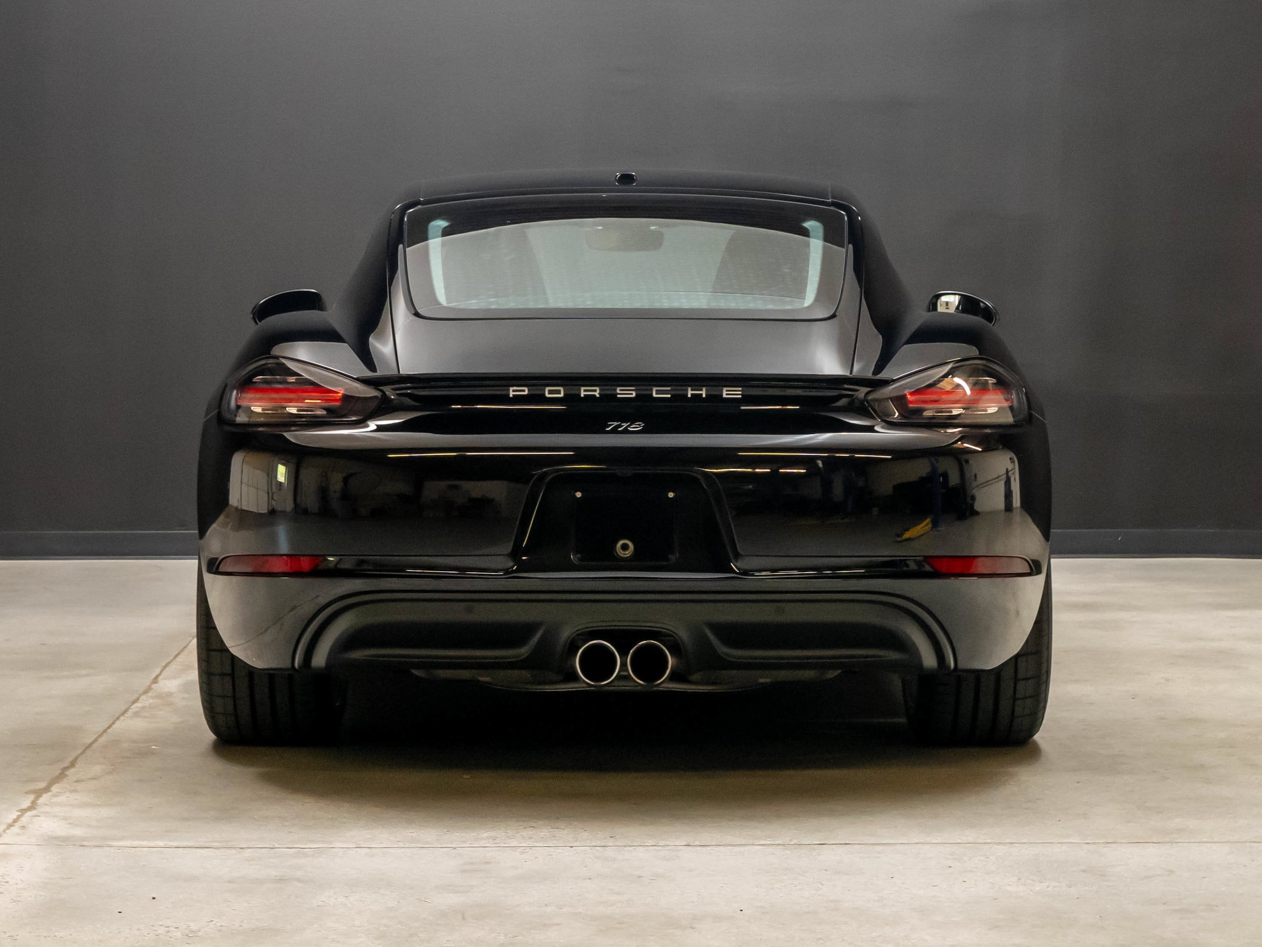 Certified 2018 Porsche 718 Cayman RWD image 6