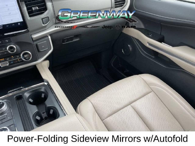 Used 2024 Ford Expedition XLT AWD/4WD image 14
