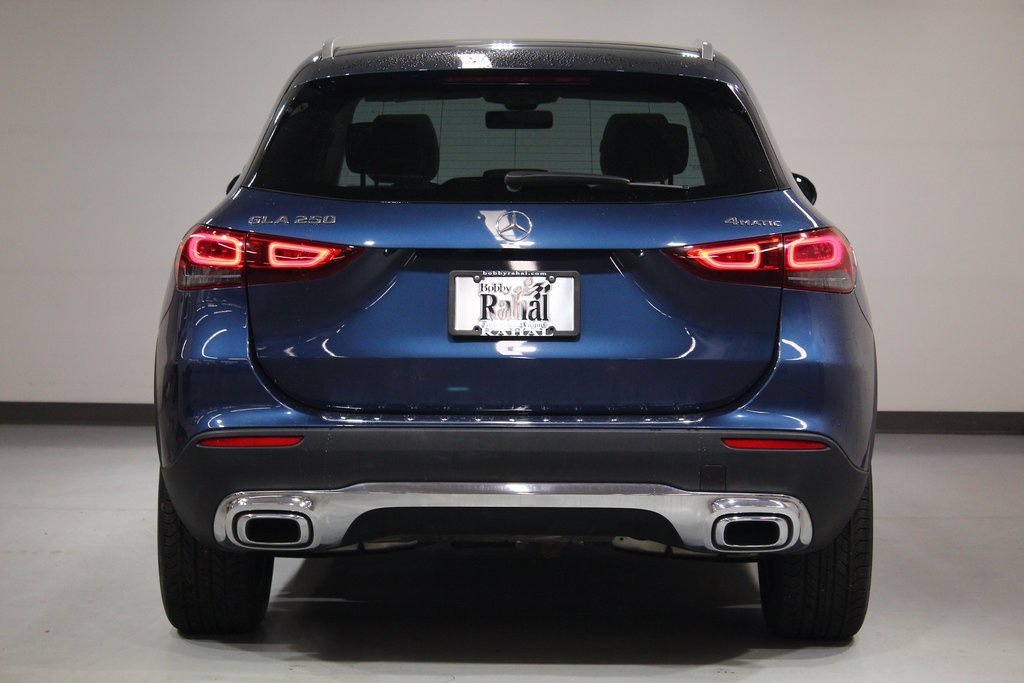 Used 2022 Mercedes-Benz GLA 250 4MATIC image 11