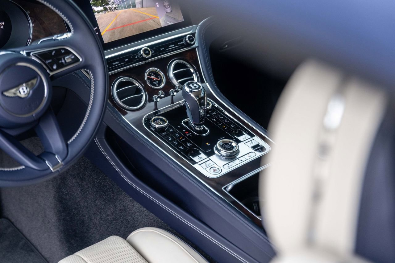 Used 2023 Bentley Continental GT Mulliner AWD/4WD image 27