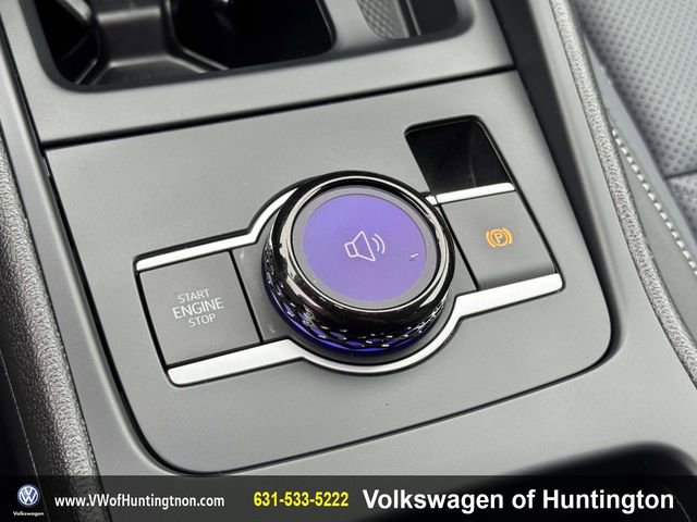 Certified 2025 Volkswagen Tiguan SE image 27