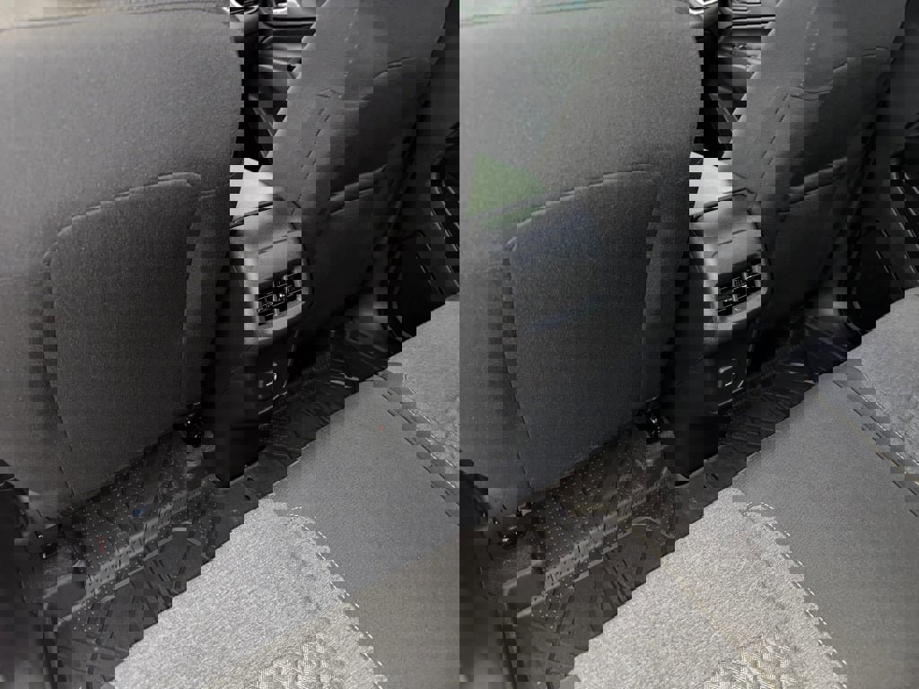 Certified 2024 Chevrolet Equinox LT w/ LPO, Floor Liner Package image 19