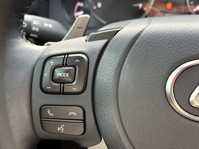 Used 2025 Lexus IS 350 F Sport RWD image 28