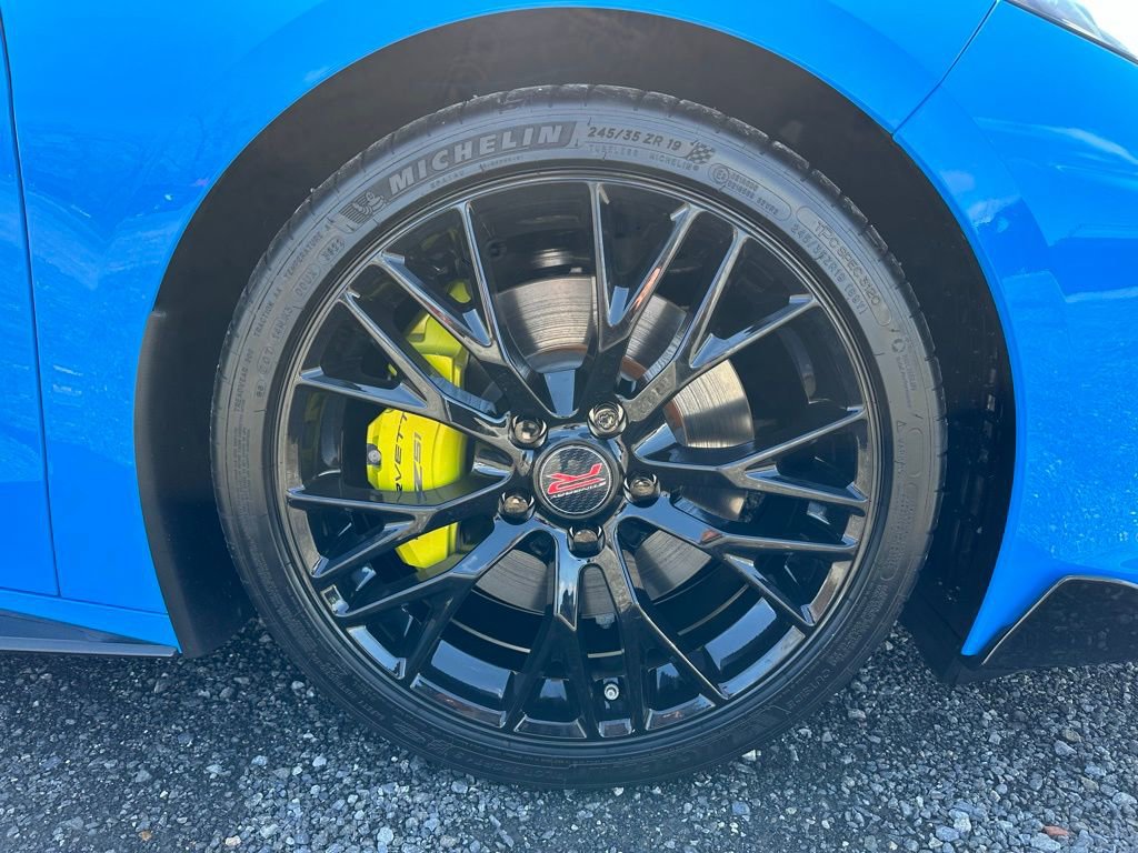Used 2023 Chevrolet Corvette Stingray Premium Cpe w/ Z51 Performance Package image 17