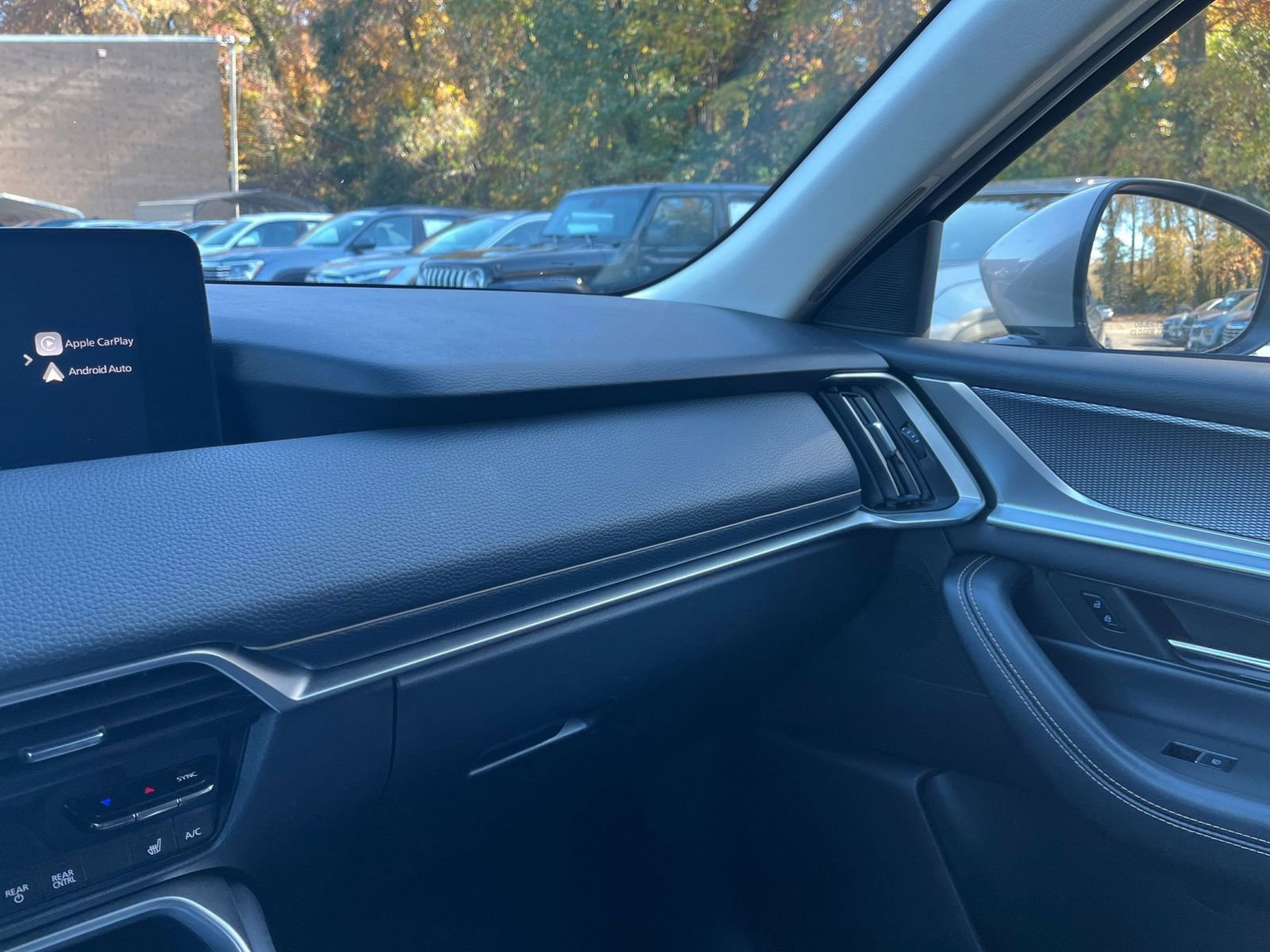 Used 2025 MAZDA CX-90 3.3 Turbo w/ Preferred Package image 31