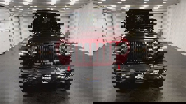 Used 2022 Jeep Wrangler Unlimited Rubicon w/ Cold Weather Group image 3