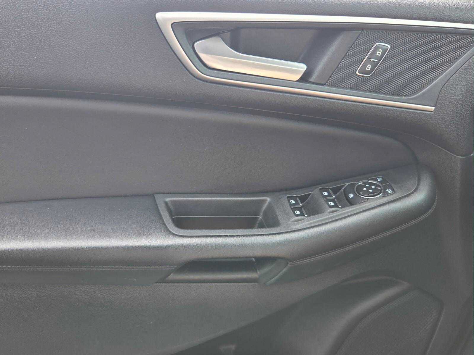 Used 2023 Ford Edge SEL AWD/4WD image 21