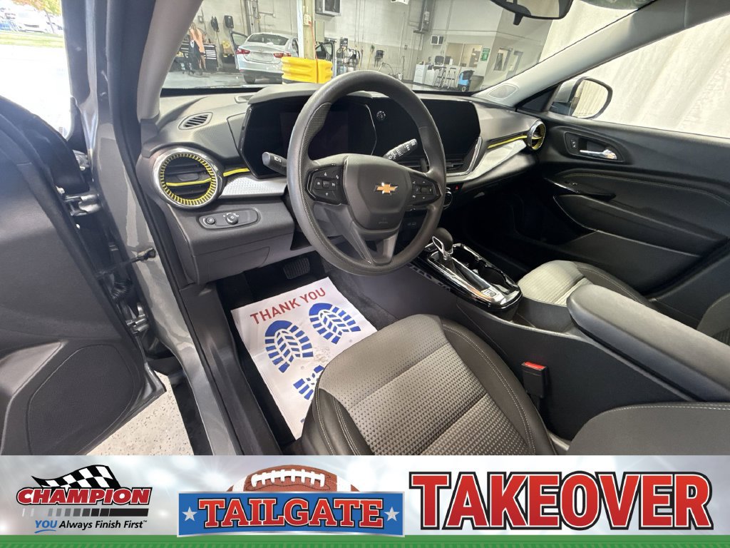 Certified 2024 Chevrolet Trax LT FWD image 13
