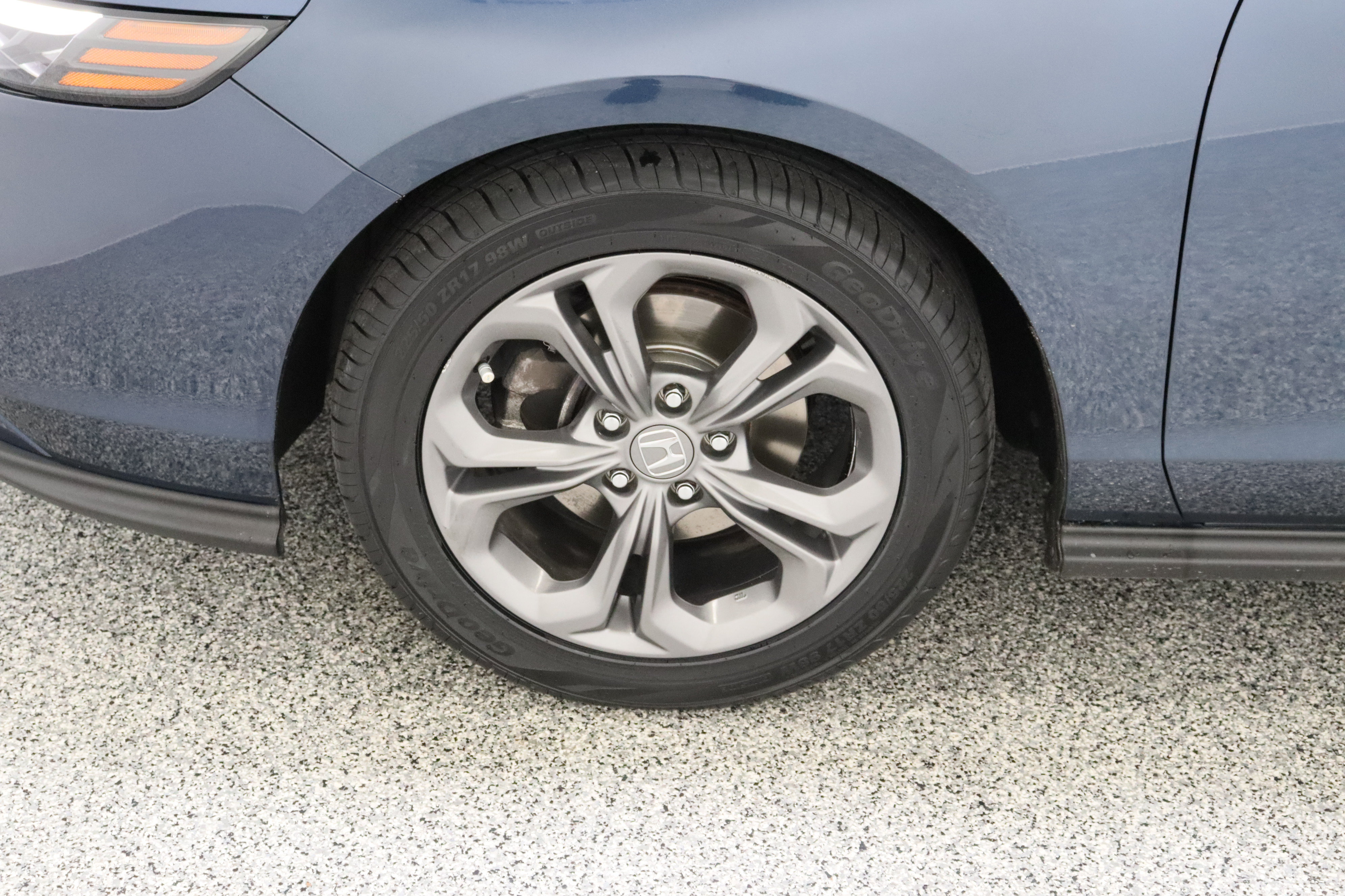 Used 2024 Honda Accord EX image 11