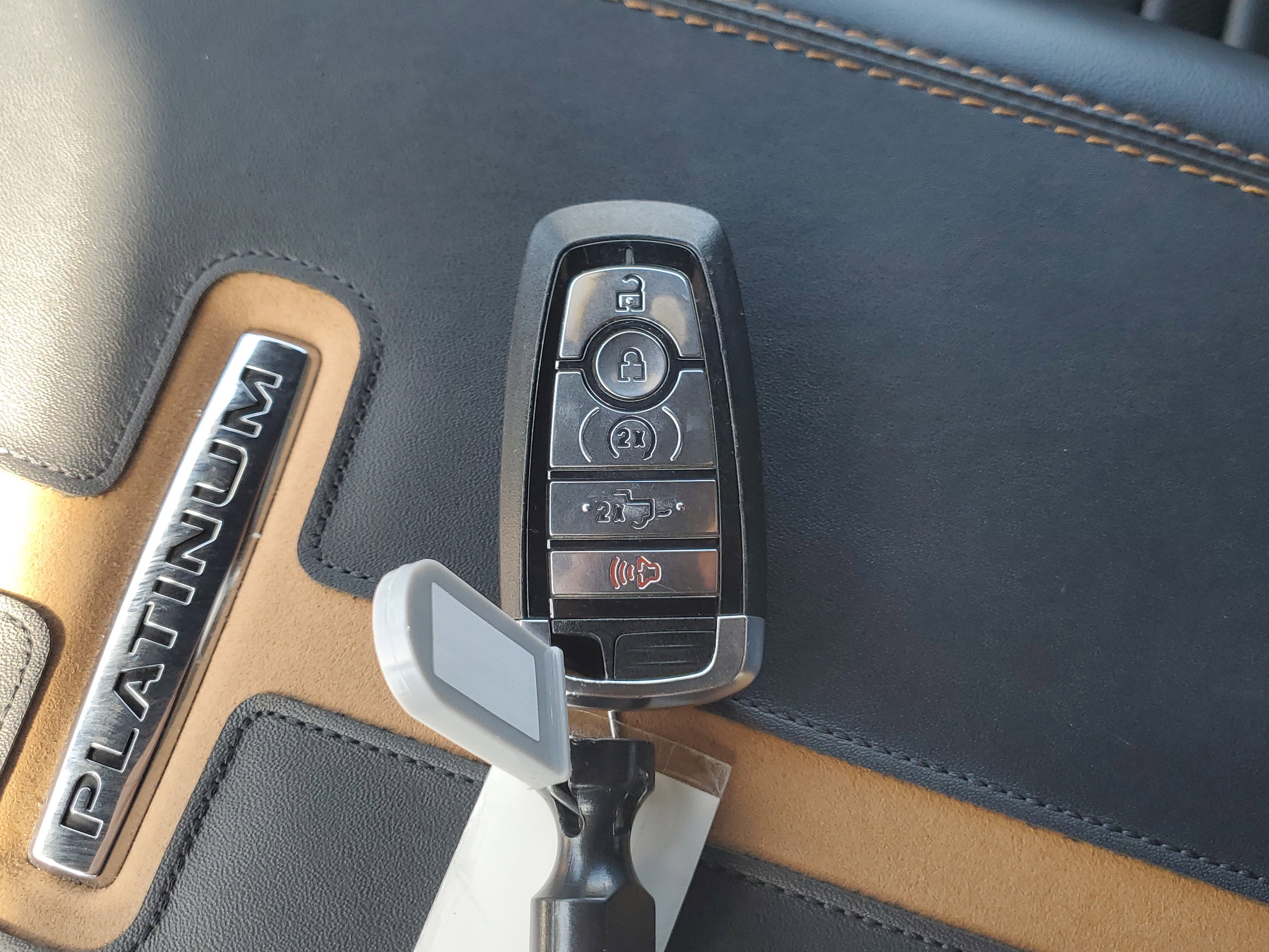 Certified 2024 Ford F250 Platinum AWD/4WD image 29