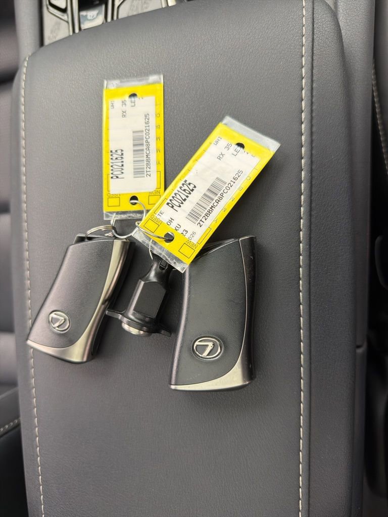 Used 2023 Lexus RX 350 w/ Accessory Package (K3) image 36