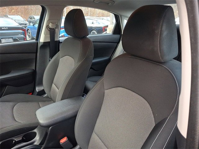 Used 2023 Kia Forte LXS image 14