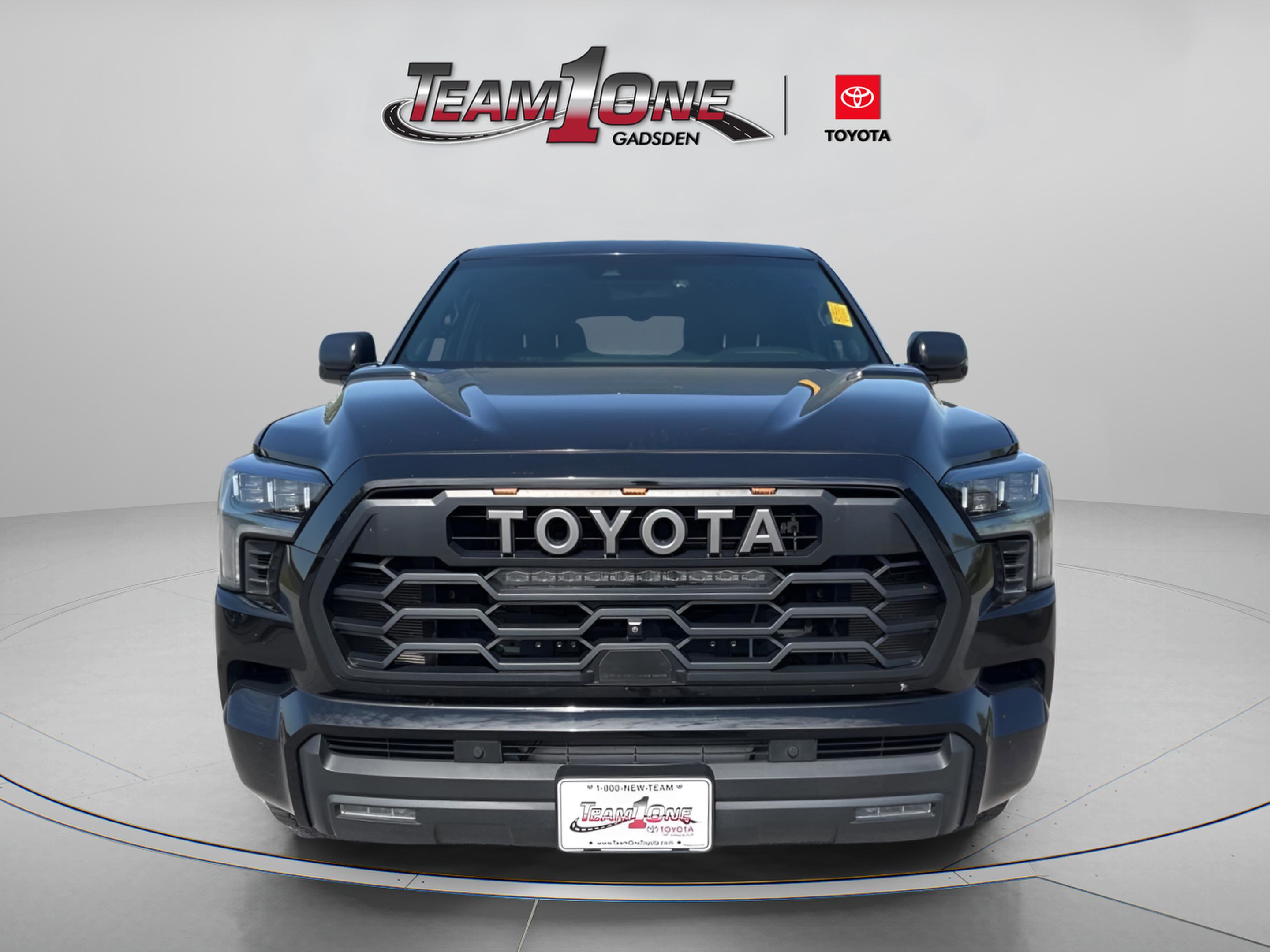 Used 2024 Toyota Sequoia TRD Pro AWD/4WD image 2
