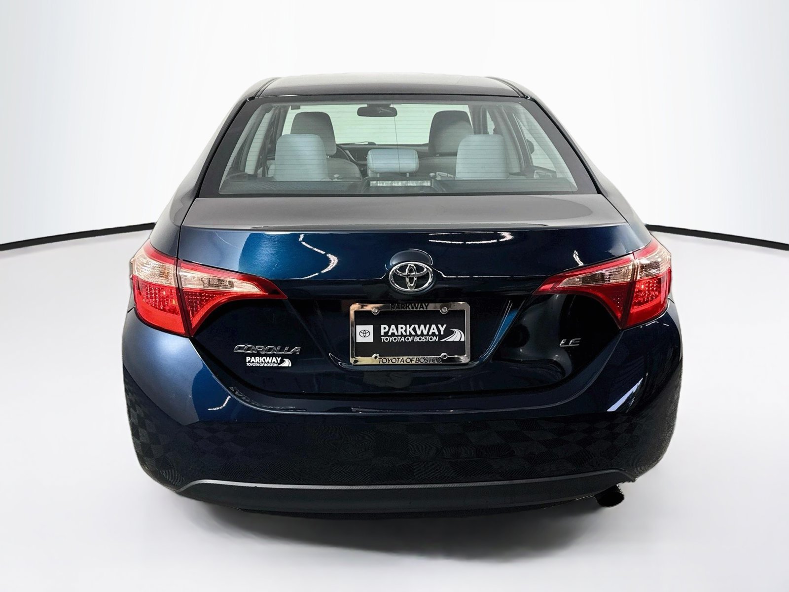 Used 2018 Toyota Corolla LE FWD image 6