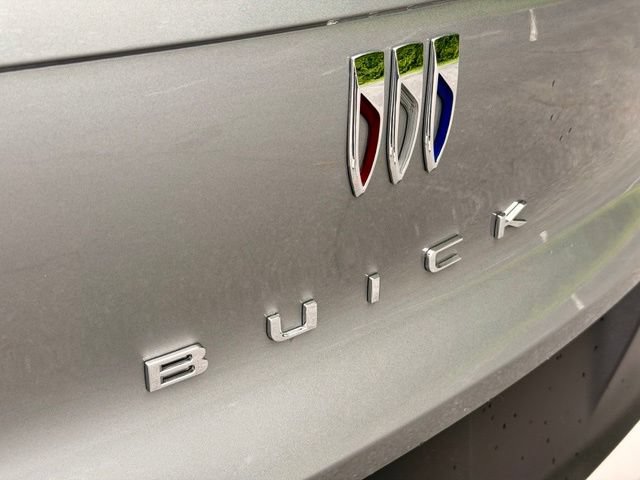 Used 2025 Buick Envista Preferred w/ Convenience I Package FWD image 16