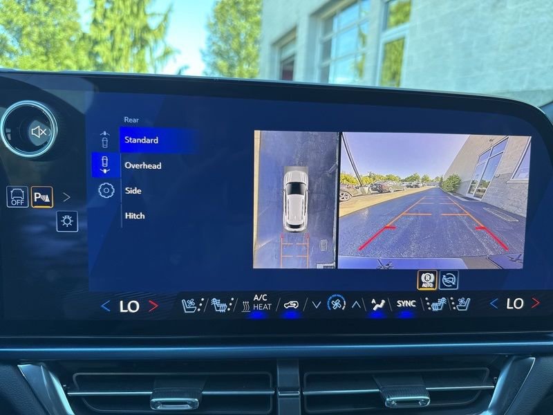 New 2026 Chevrolet Equinox EV LT w/ Convenience Package II image 28