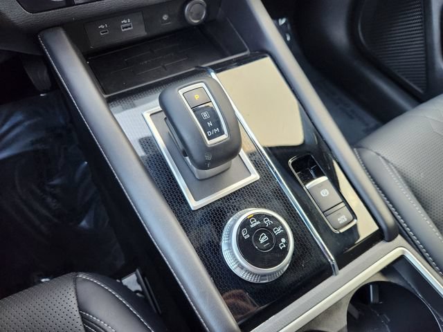 Used 2024 Mitsubishi Outlander SEL FWD image 23