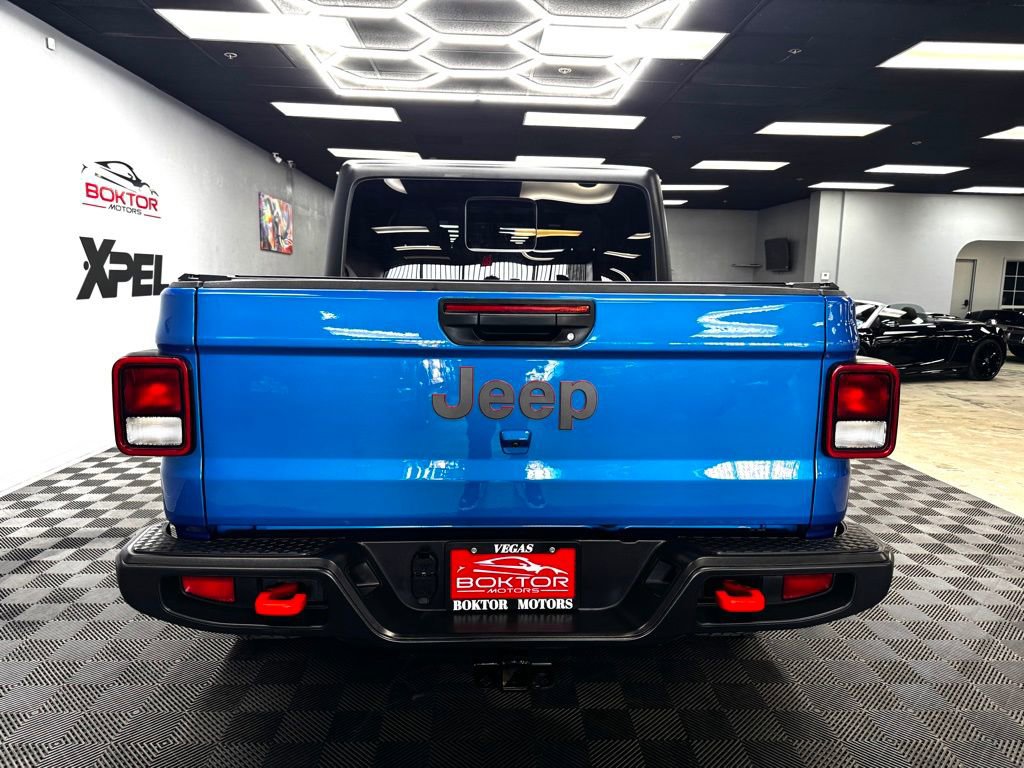 Used 2023 Jeep Gladiator Mojave w/ Cold Weather Group image 12